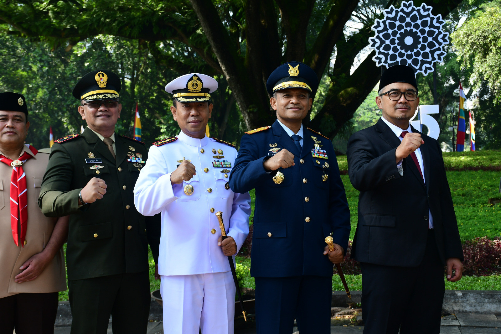 Komandan Lanal Bandung Hadiri Upacara Peringatan Hari Kesaktian Pancasila Tingkat Kota Bandung Tahun 2025