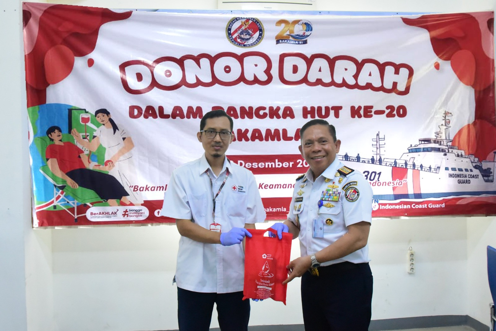 Peringati HUT ke-20, Bakamla RI Sumbangkan 107 Darah