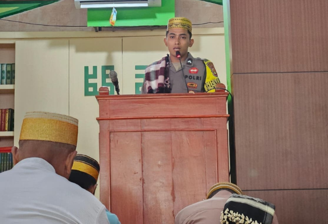 Polisi Jadi Khotib Jumat di Pulau Sabira, Sosok Bripda Jailudin Jadi Sorotan, Polisi yang Berdakwah dari Mimbar Jumat