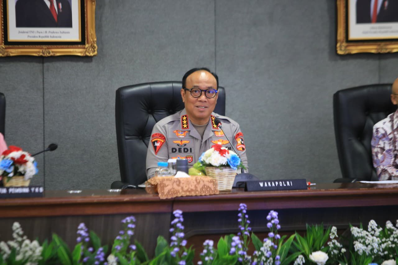 Saatnya Cari dan Sekolahkan Anak-anak Paling Cerdas Indonesia — Kolaborasi Polri dan Akademi Kader Bangsa Wujudkan Arahan Presiden untuk Bangun Sekolah Unggul Gratis bagi Generasi Emas