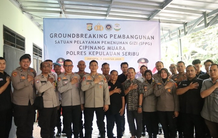 Kapolres Kepulauan Seribu Hadiri Ground Breaking dan Launching Serentak SPPG Polri Lewat Zoom Meeting