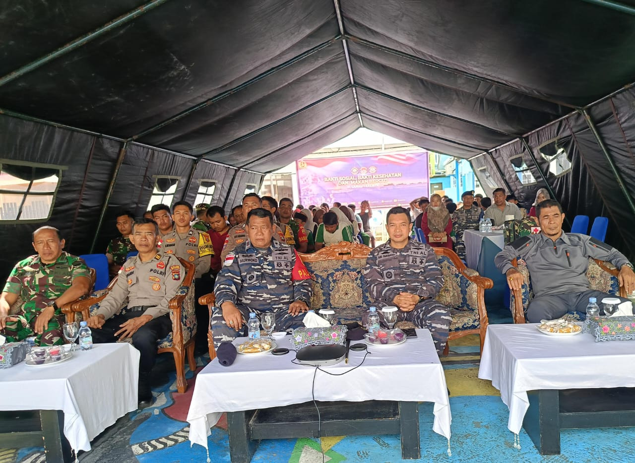 Makan Bergizi Bersama Kasal Secara Virtual di Lanal Tarempa