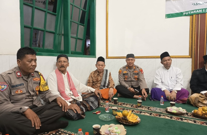 Silaturahmi Kamtibmas : Kapolsek Bekasi Barat Mengikuti Pengajian Lailatul Ijtima NU Bekasi Barat