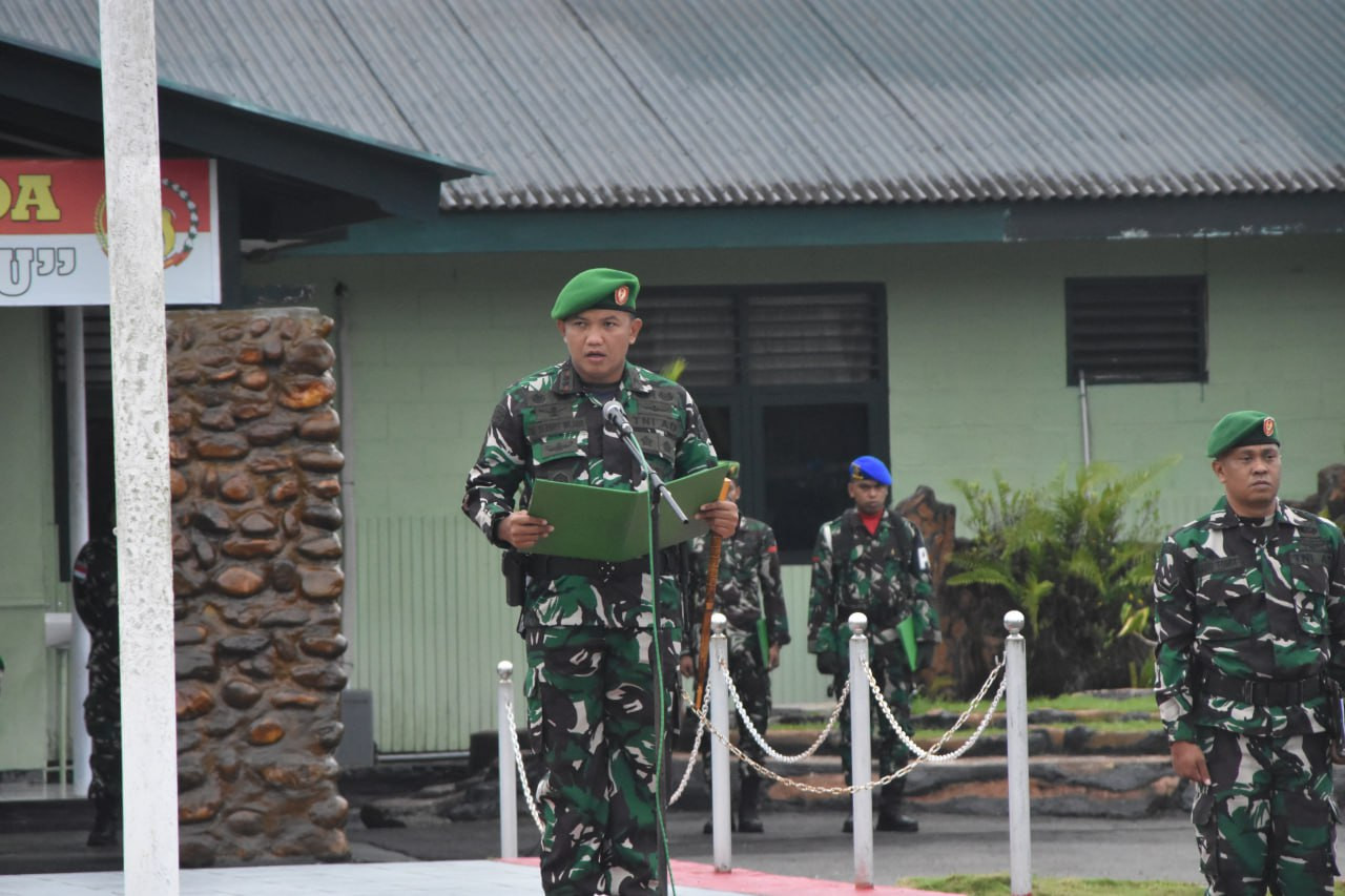Peringati Hari Sumpah Pemuda Ke-97 Tahun 2025, Dandim 1710/Mimika Pimpin Upacara Pengibaran Bendera