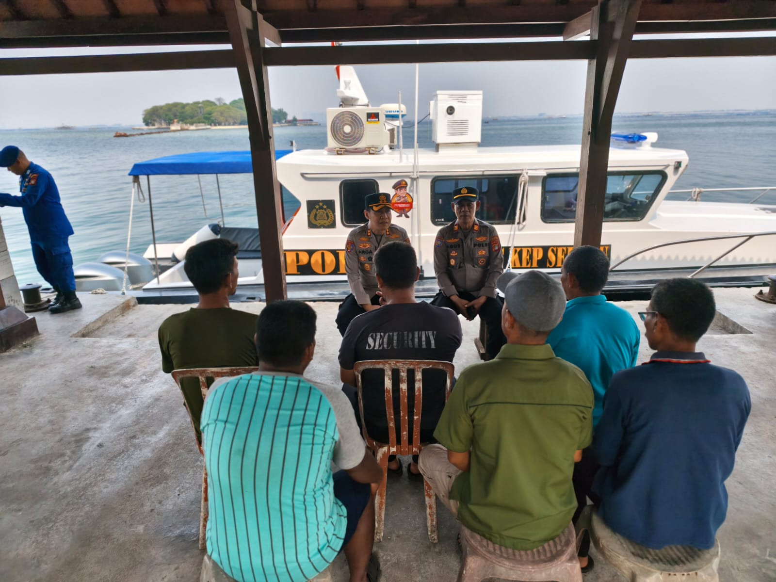 Kapolres Kepulauan Seribu Pimpin Jaga Jakarta On The Spot di Pulau Pramuka, Warga Diajak Manfaatkan Layanan Polisi 110