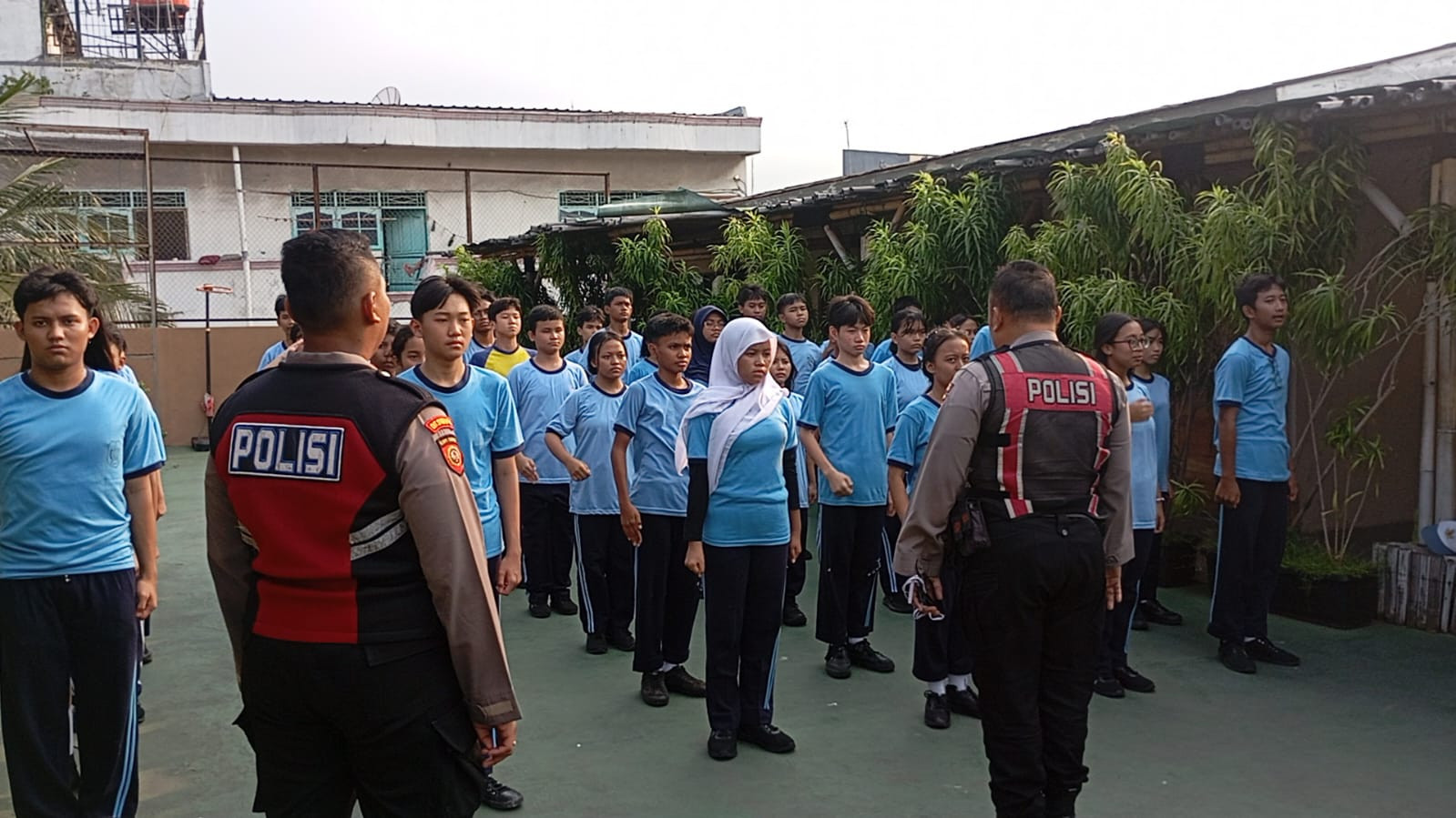 Police Go to School, Polsek Pademangan Tanamkan Disiplin dan Kepemimpinan pada Siswa