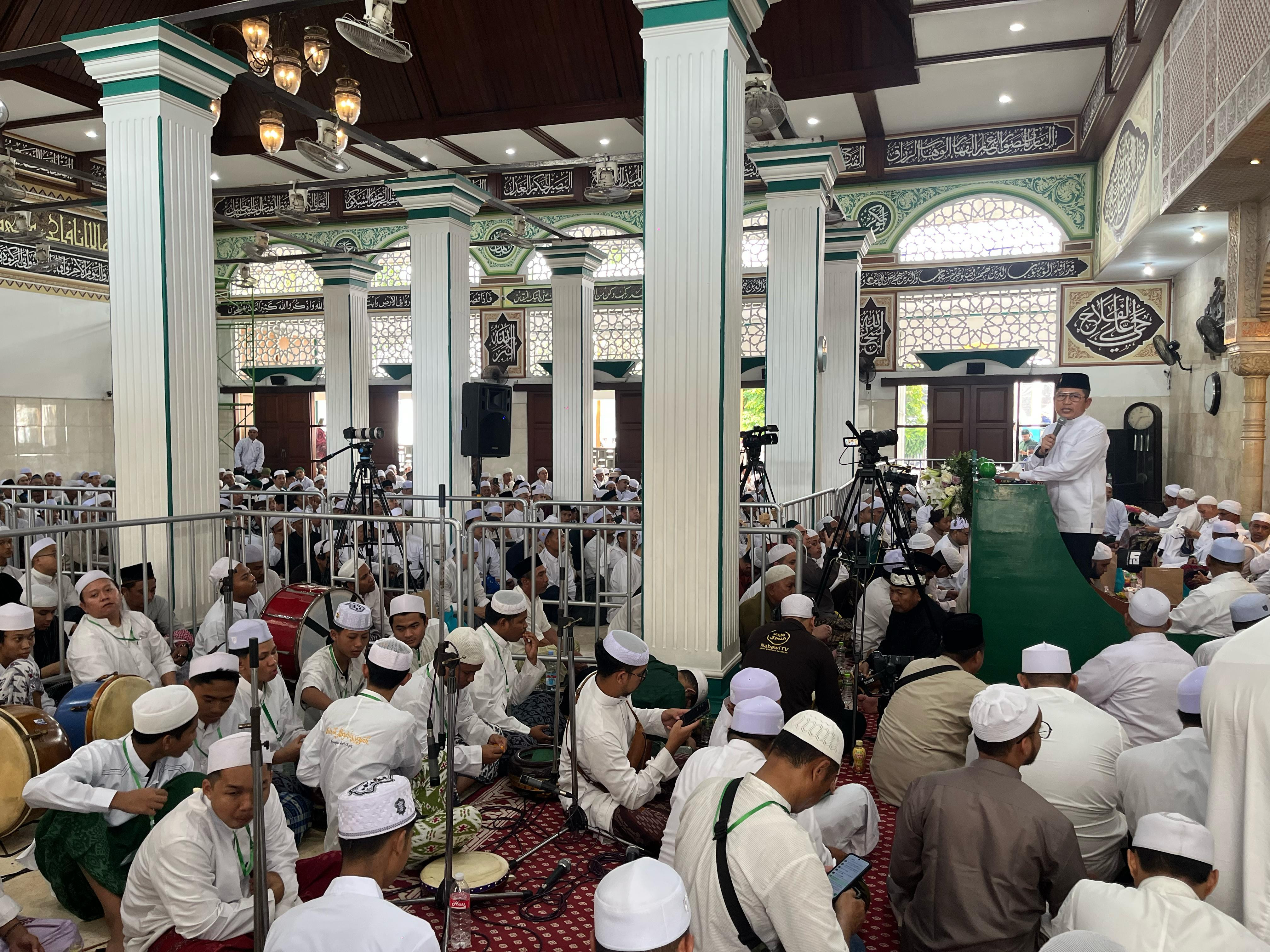 Kapolres Metro Jakut Hadiri Haul Akbar Habib Husein Bin Abubakar Alaydrus ke-277: Memperingati Wali Allah dengan Keberkahan dan Doa Bersama