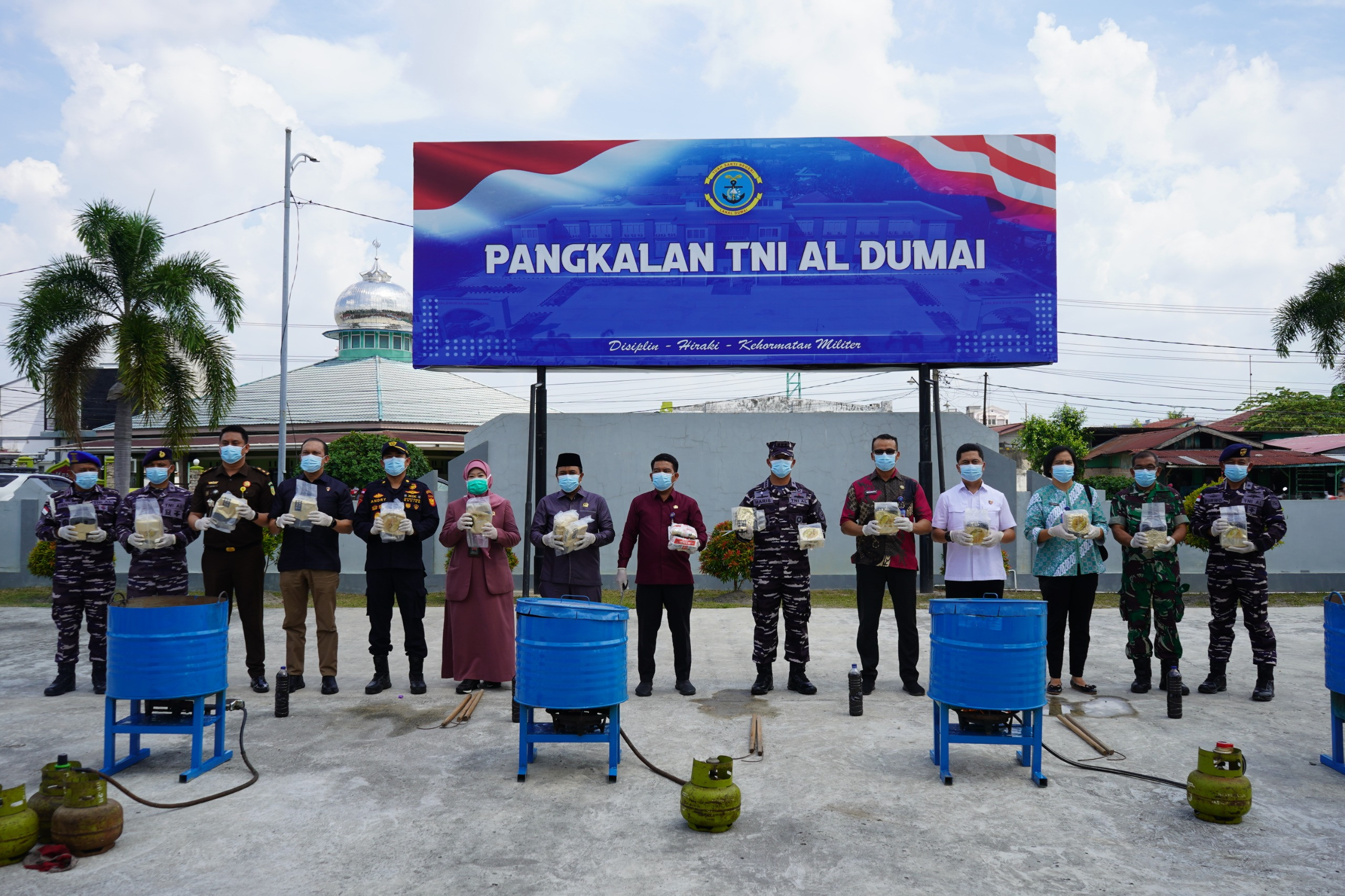 Langkah Nyata Berantas Peredaran Narkotika, Pangkalan TNI Angkatan Laut Dumai Musnahkan 48,54 Kilogram Narkotika Jenis Sabu