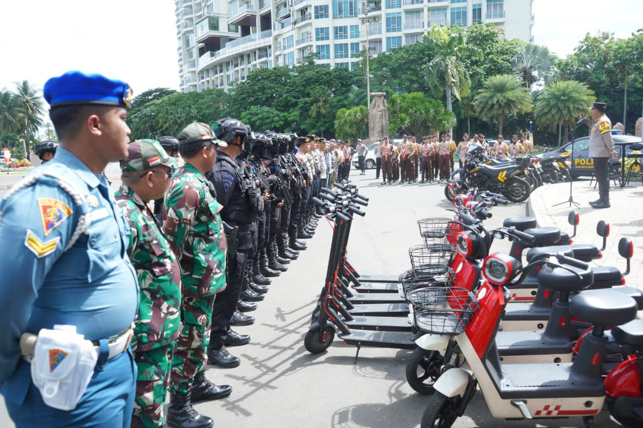 Polres Metro Jakarta Utara Gelar Apel Pengamanan Wisata Ancol, Pastikan Keamanan Pengunjung Selama Operasi Lilin Jaya 2025