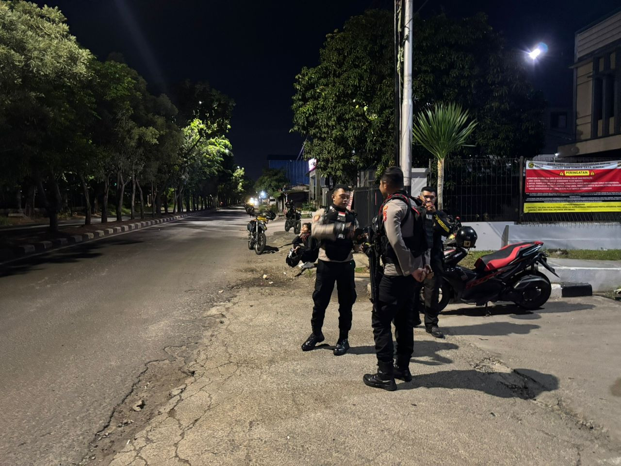 Jamin Keamanan Malam Akhir Pekan, Tim Perintis Presisi Polres Metro Bekasi Kota Pantau Titik Rawan Kejahatan Jalanan
