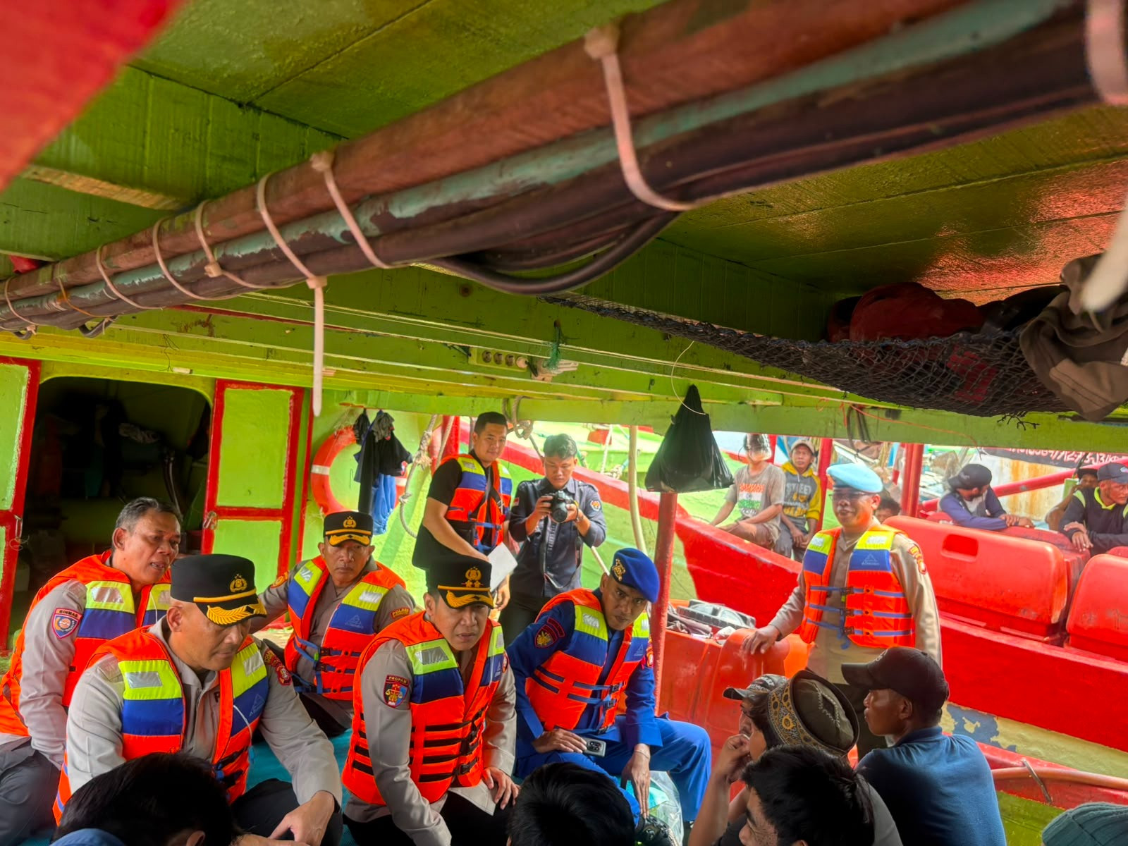 Kapolres Kepulauan Seribu Gelar Jumat Curhat dan Jaga Jakarta On The Spot di Pulau Harapan, Perkuat Kolaborasi Warga Jaga Kamtibmas