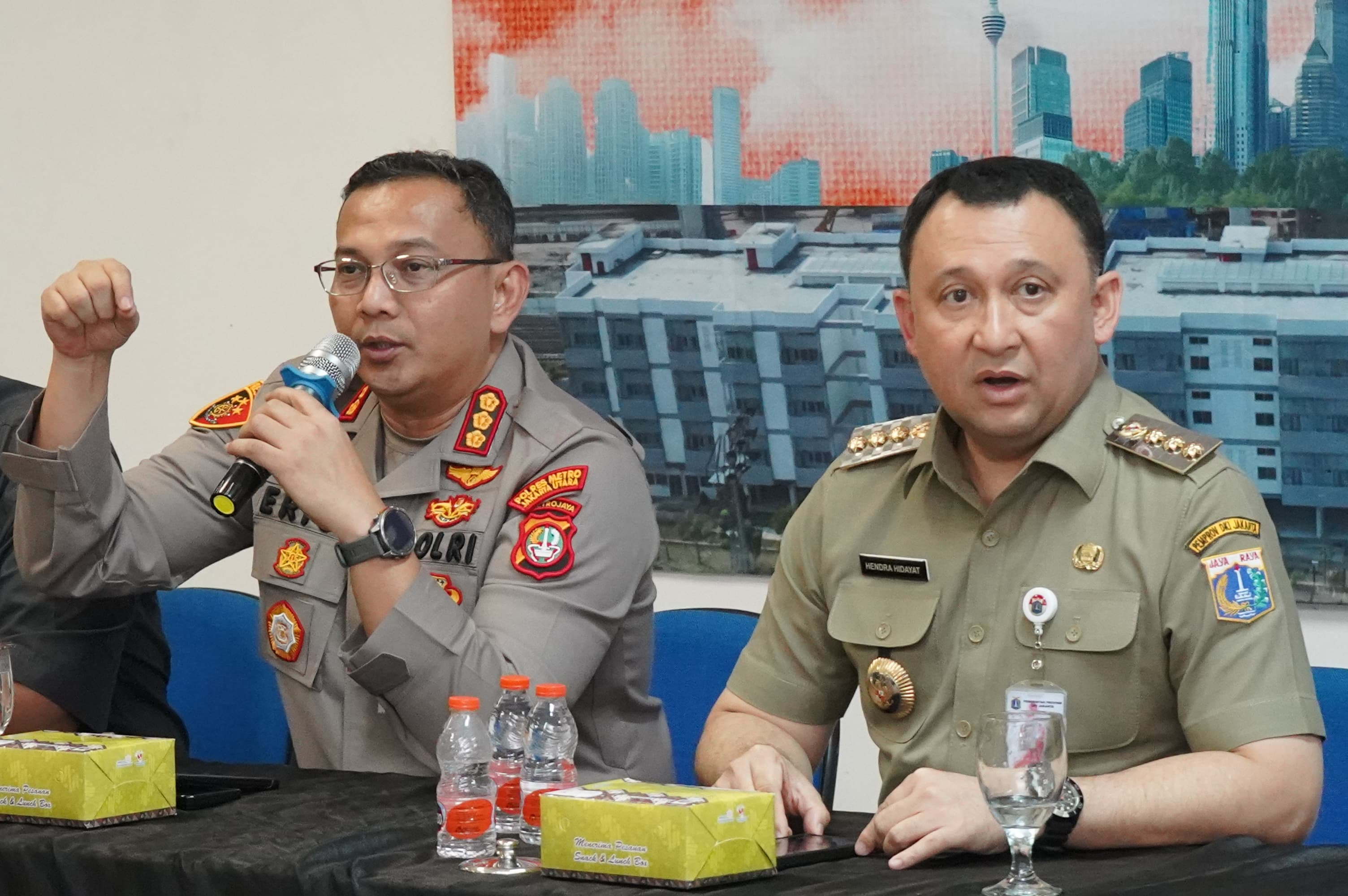 Kapolres Metro Jakut Hadiri Sosialisasi: Warga Eks Kampung Bayam Terima Kunci Hunian Baru, Bebas Sewa hingga Akhir 2025