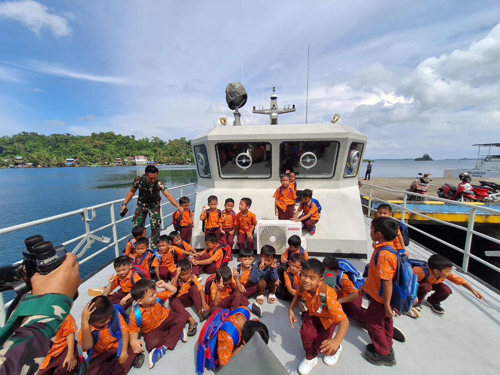 Lanal Simeulue Terima Kunjungan Karya Wisata TK Negeri Percontohan Holistik Kabupaten Simeulue