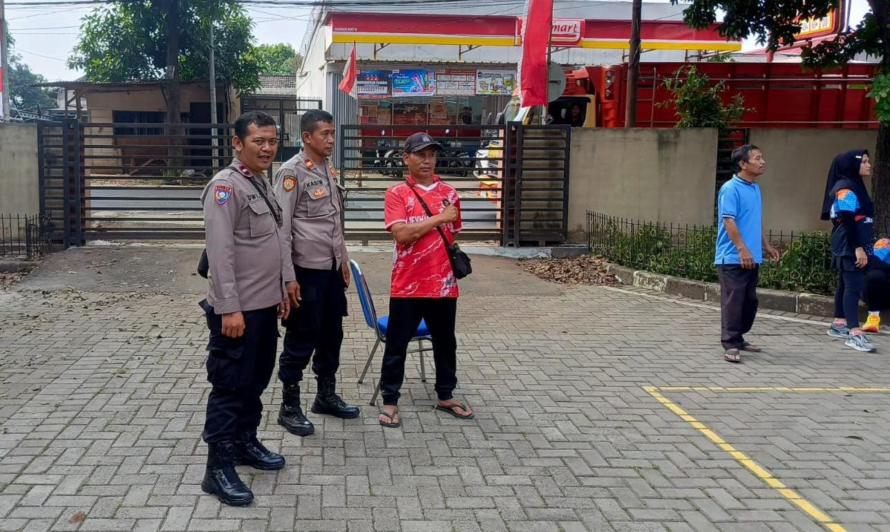 Semarak HUT RI ke-80, Polsek Bantargebang Monitoring Lomba Voli Antar-RW di Sumurbatu