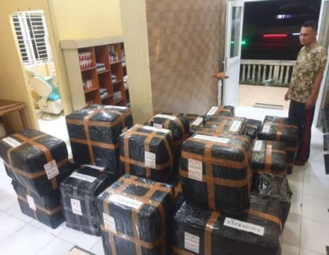 Polri Salurkan Bantuan Obat, BMHP, dan Vaksin Tetanus ke Jajaran Wilayah Barat Aceh