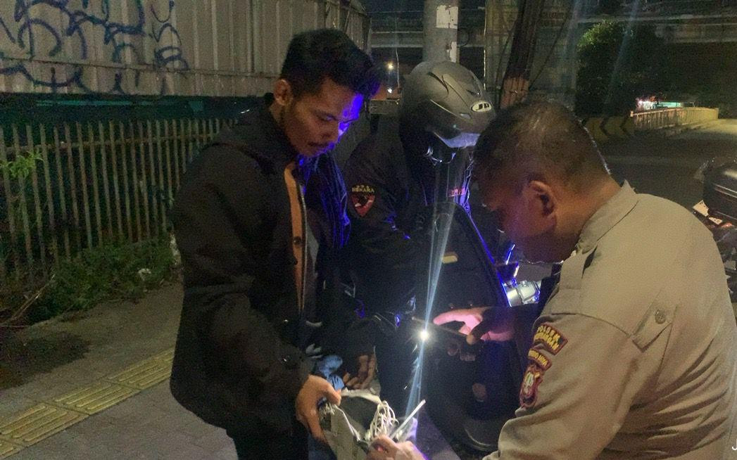 Polsek Pademangan Gelar Patroli Skala Besar, Amankan Dua Motor Tanpa Surat di Titik Rawan Kejahatan