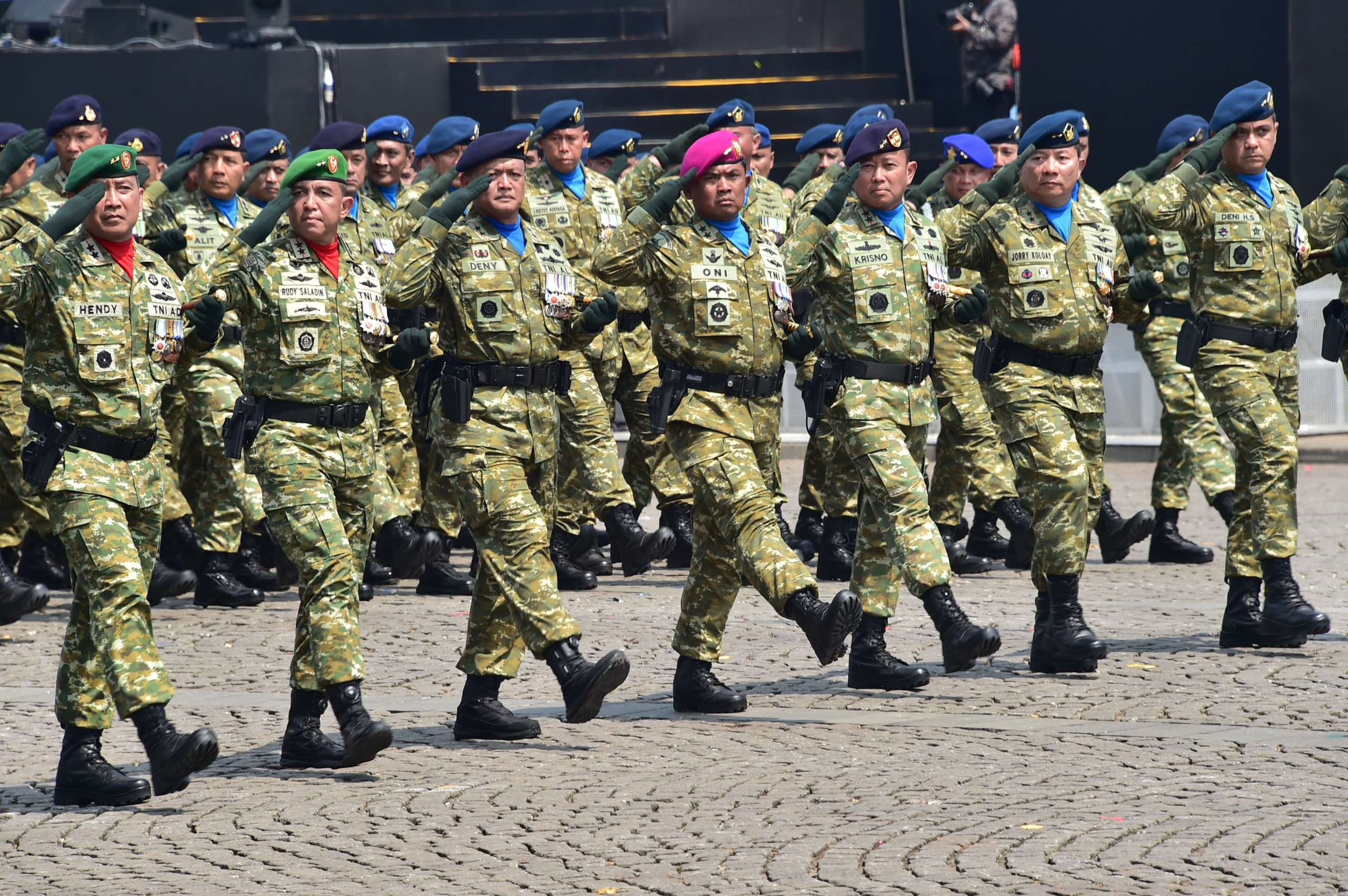 Komandan Kodaeral I Turut Serta Ikuti Upacara Parade dan Defile Peringatan Puncak HUT Ke-80 TNI di Monas