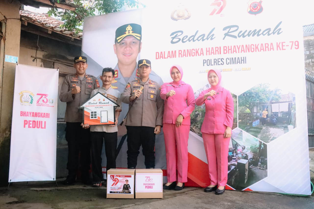 KONDISI RUMAH RUSAK PARAH,  KAPOLRES BEDAH RUMAH PURNAWIRAWAN POLRI