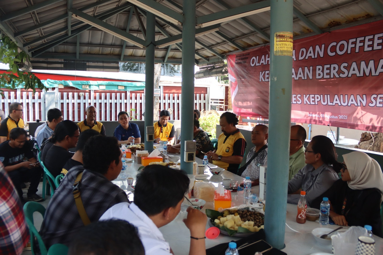 Kapolres Kepulauan Seribu Gelar Coffee Morning Bersama Wartawan, Perkuat Sinergitas dan Kemitraan Informasi