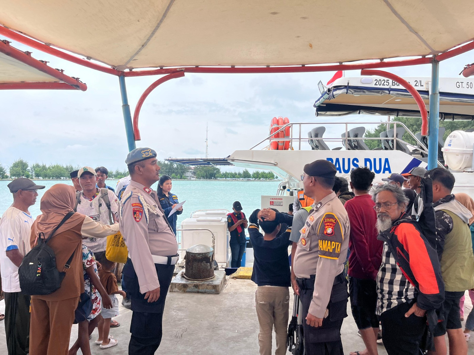 Strong Point di Dermaga, Kapolres Kepulauan Seribu Tekankan Pelayanan Humanis dan Keselamatan Penumpang