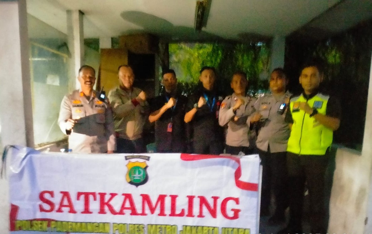 Wujudkan Keamanan Bersama, Polsek Pademangan Sambangi Pos Kamling Kampus UBM