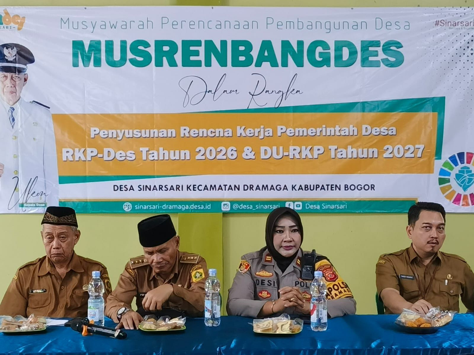 Kapolsek Dramaga Hadiri Musrenbang Desa Sinarsari, Ajak Warga Jaga Kondusifitas Wilayah