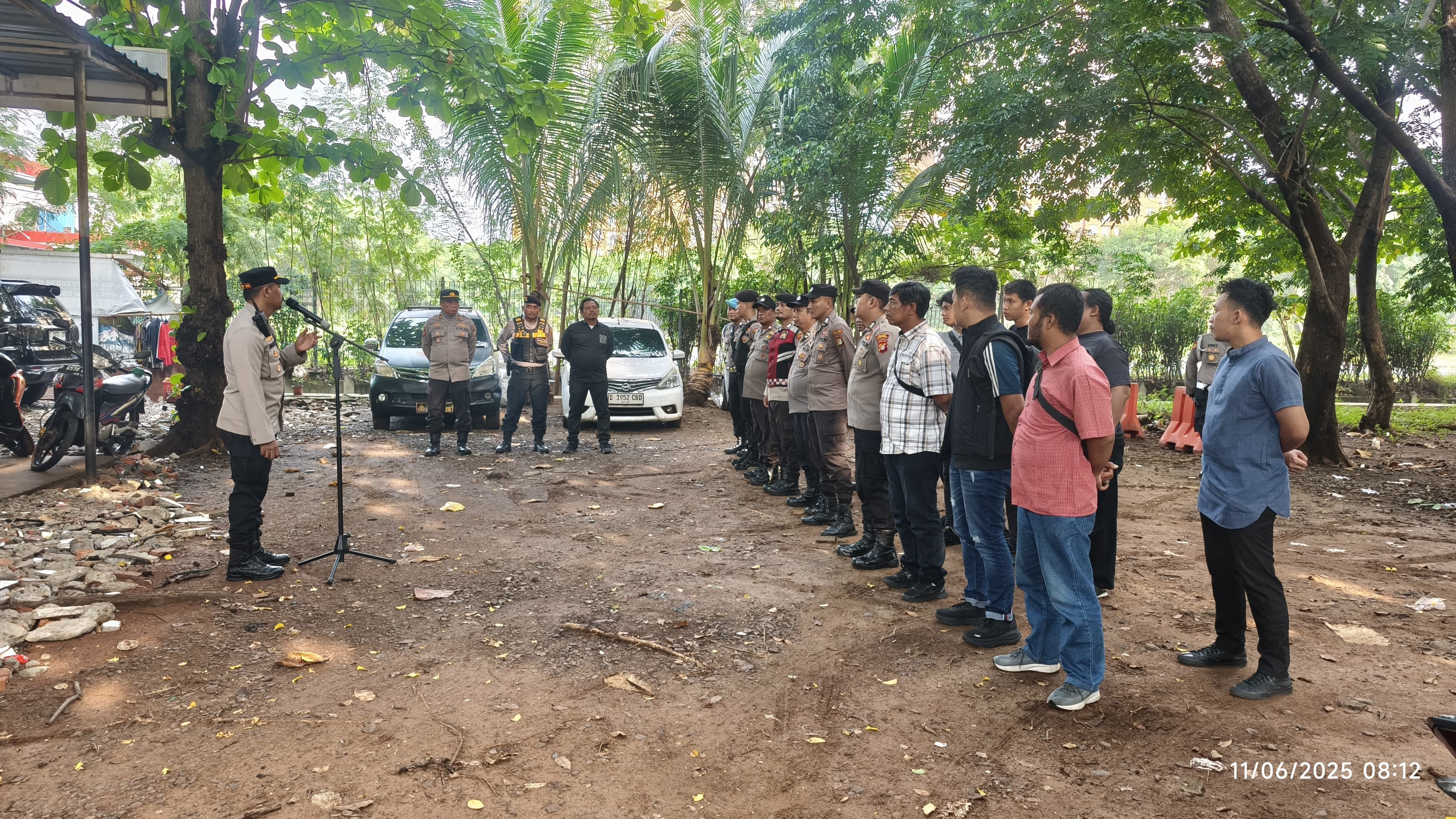 Polsek Pademangan Gelar Apel Pengamanan Jalur VVIP Presiden RI ke JIEXPO Kemayoran