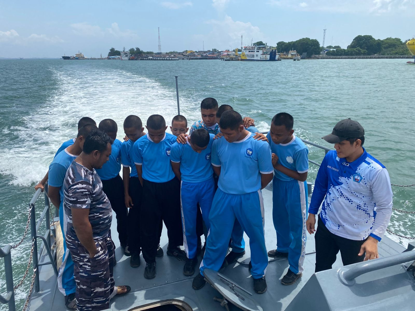 Joy Sailing Siswa/Siswi SMK Perkapalan Hang Tuah Tanjung Uban