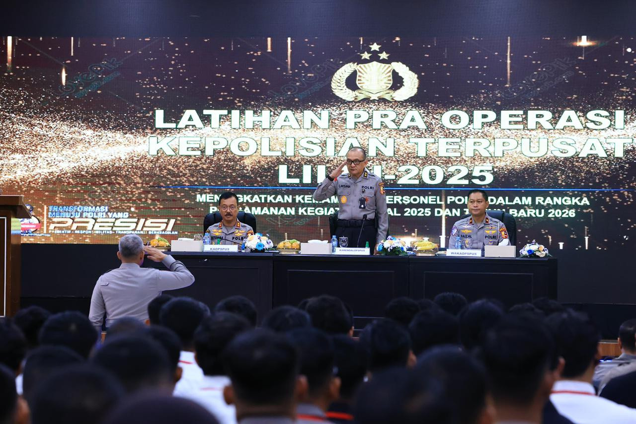 Pelayanan Polri Hadir Menjaga Keamanan, Kedamaian, dan Kekhidmatan Natal serta Tahun Baru, Melindungi Suasana Sosial-Spiritual Masyarakat