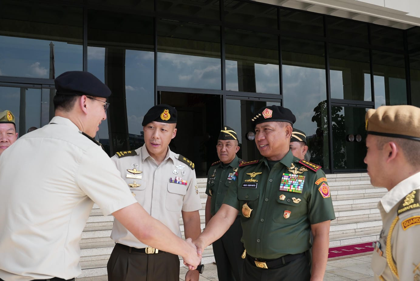 Perkuat Kemitraan Strategis, Panglima TNI Terima Kunjungan Kasad Singapura