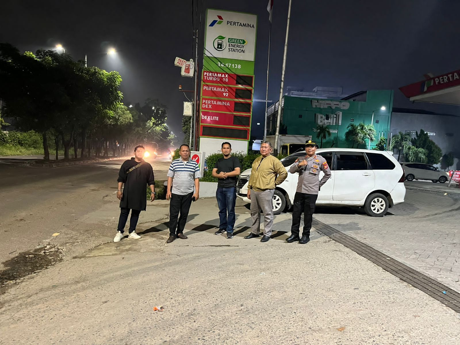 Polsek Bekasi Barat Gelar Operasi Pekat, Sisir Lokasi Rawan Guantibmas