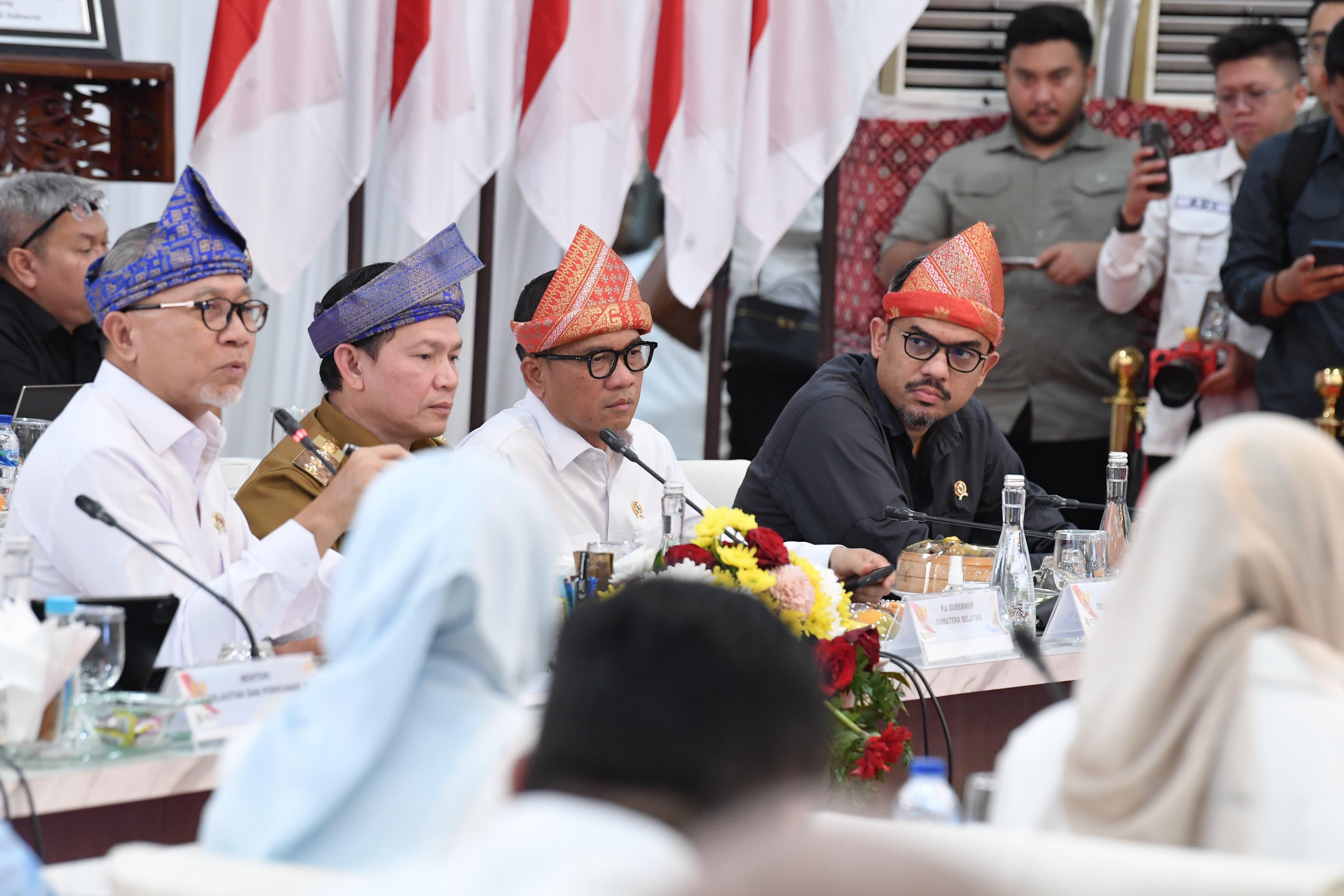 Cegah Urbanisasi seperti Jepang, Mendes Imbau Pemda Optimalkan SDM Desa