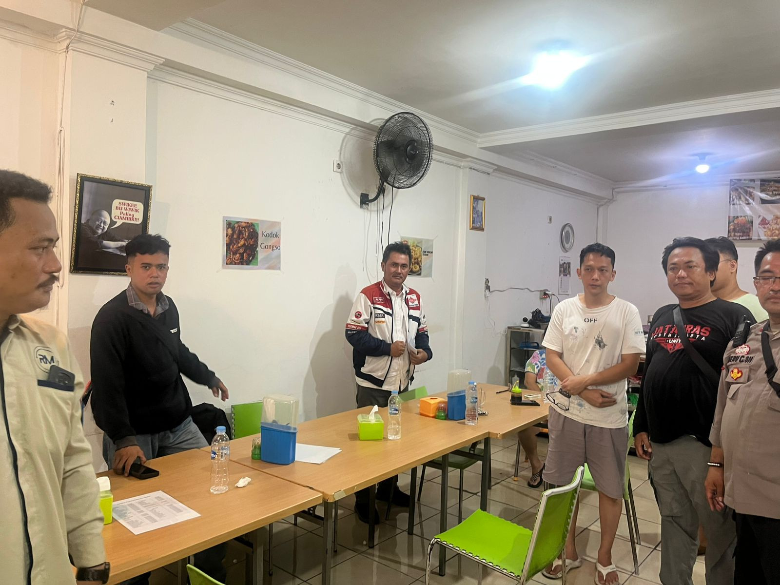 RESPON CEPAT LAYANAN POLISI 110, POLSEK KELAPA GADING TINDAK LANJUTI LAPORAN DUGAAN INTIMIDASI OLEH DEBT COLLECTOR