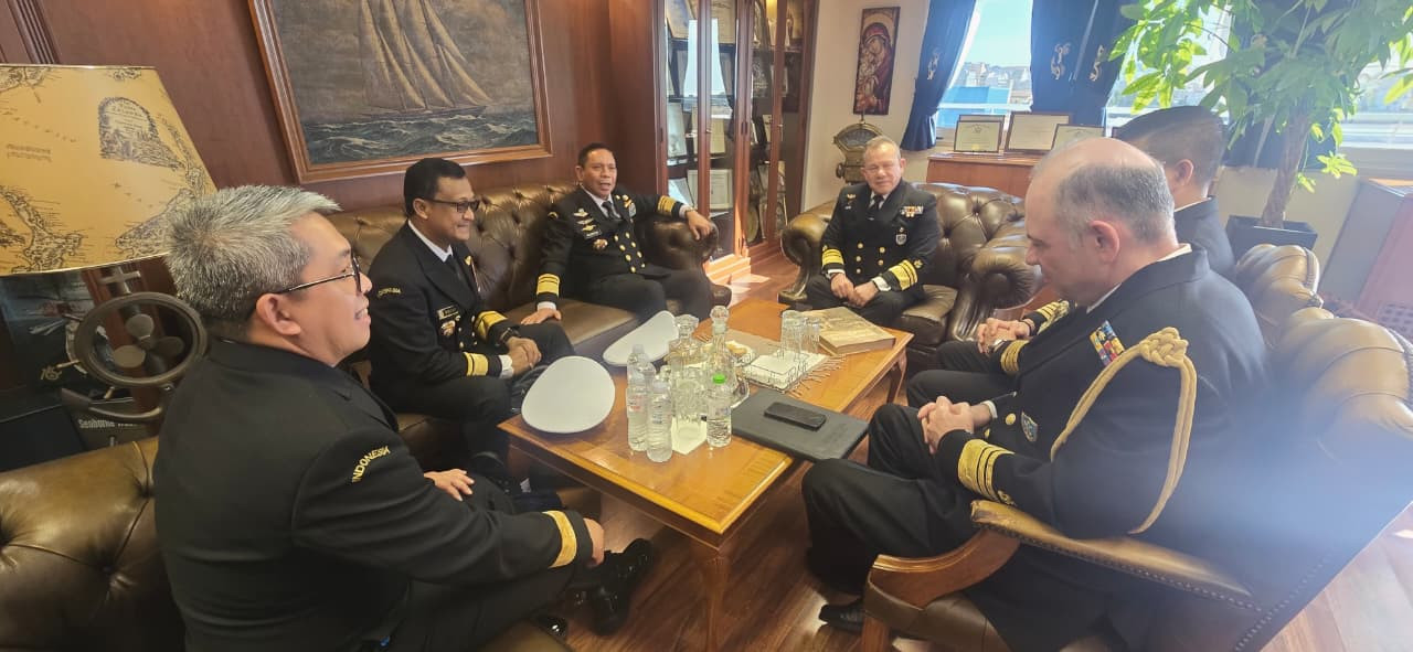 Bakamla RI dan Hellenic Coast Guard Bilateral Meeting 2025