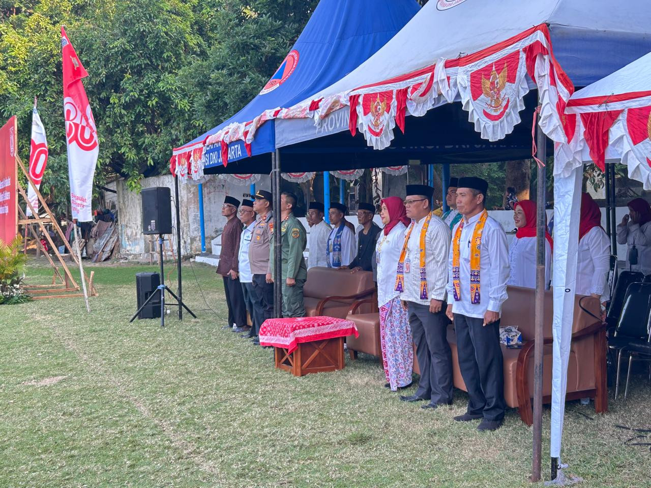 Kapolsek Kepulauan Seribu Utara Hadiri Upacara HUT RI ke-80 Tingkat Kecamatan di Pulau Kelapa