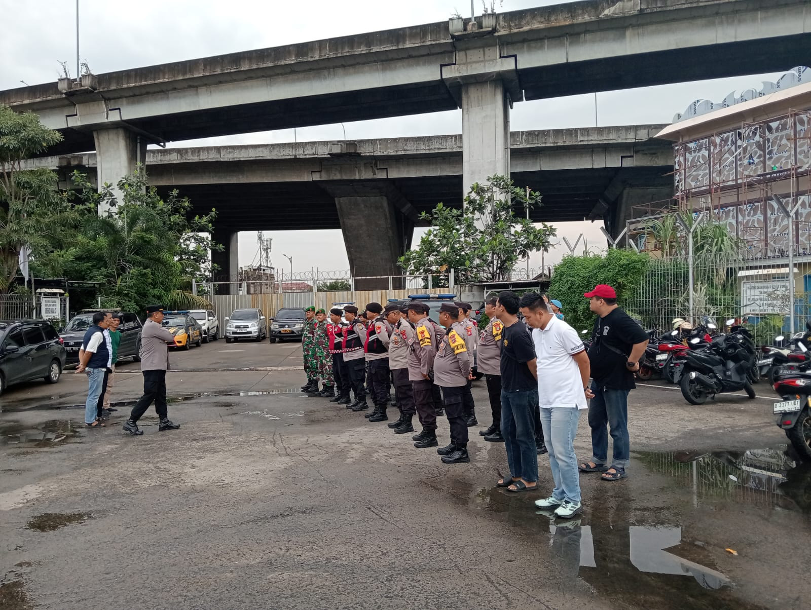 Polres Metro Jakarta Utara Gelar Pengamanan Haul Habib Abdullah Alaydrus di Pelabuhan Tanjung Priok
