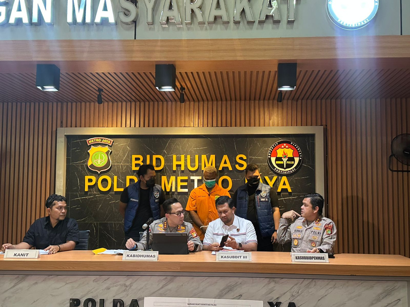 Ditressiber Polda Metro Jaya Tangkap Tersangka Hack Email dengan Nilai Fantastis