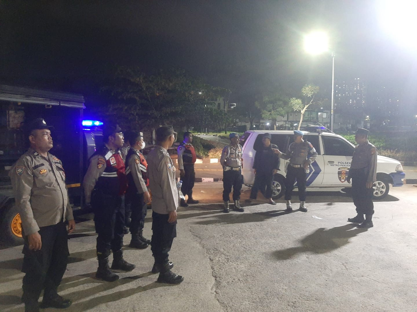 Polsek Metro Penjaringan Intensifkan KRYD Malam Hari, Antisipasi Tawuran dan Kejahatan Jalanan