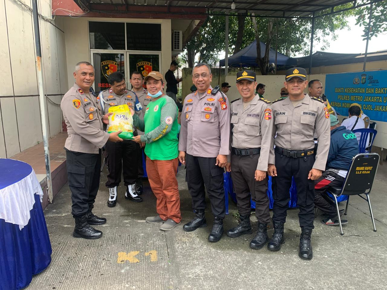 Polsek Koja Gelar Pemeriksaan Kesehatan Gratis bagi Driver Ojol