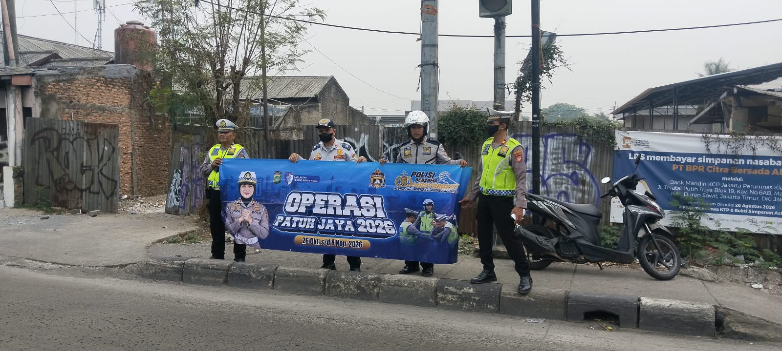 Polisi Bersama Masyarakat,Satlantas Polsek Bekasi Barat Gelar Operasi Patuh Jaya 2026 Secara Humanis