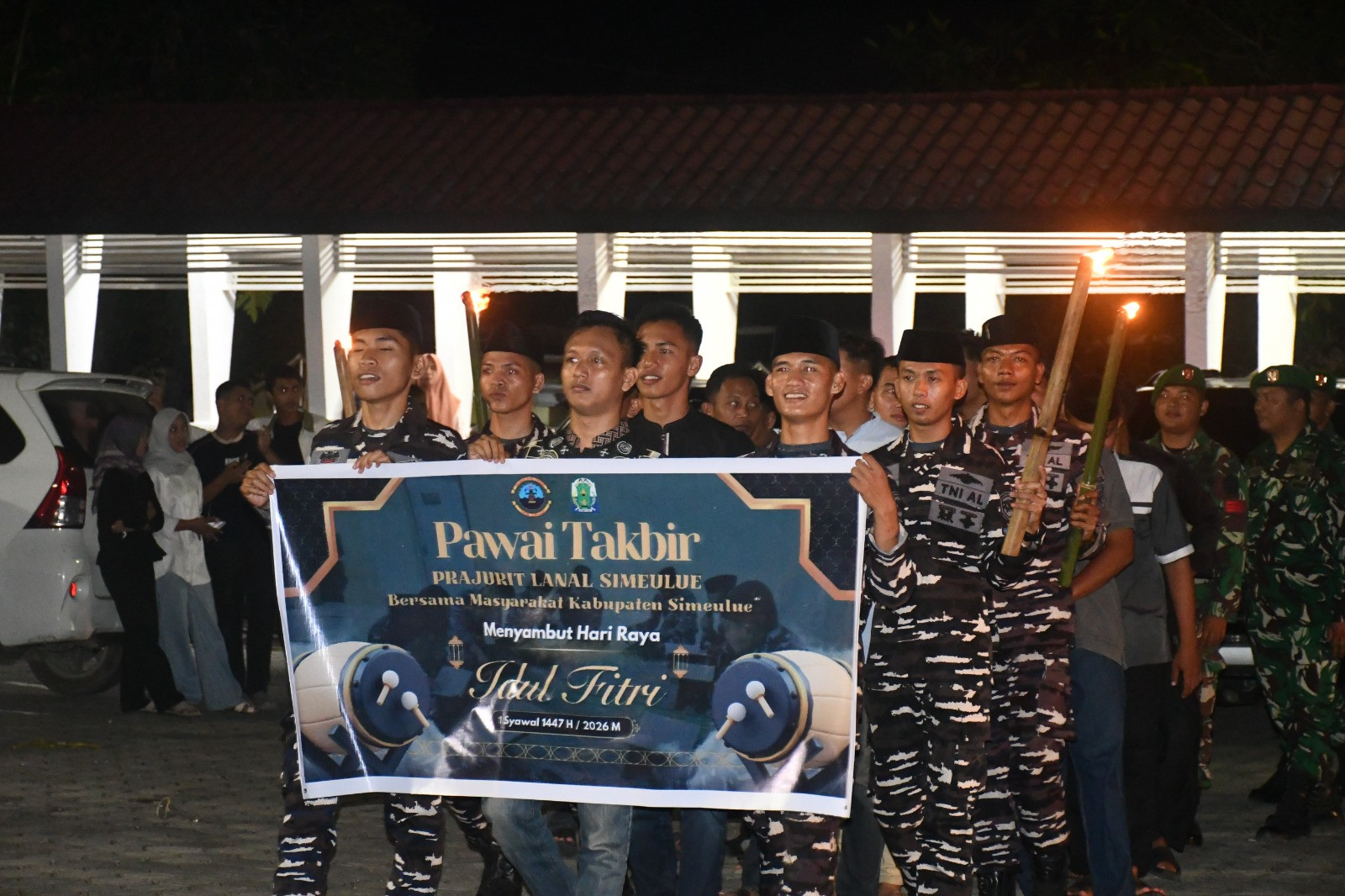 Danlanal Simeulue Hadiri dan Lepas Pawai Takbiran Idul Fitri 1447 H/2026 M di Kabupaten Simeulue