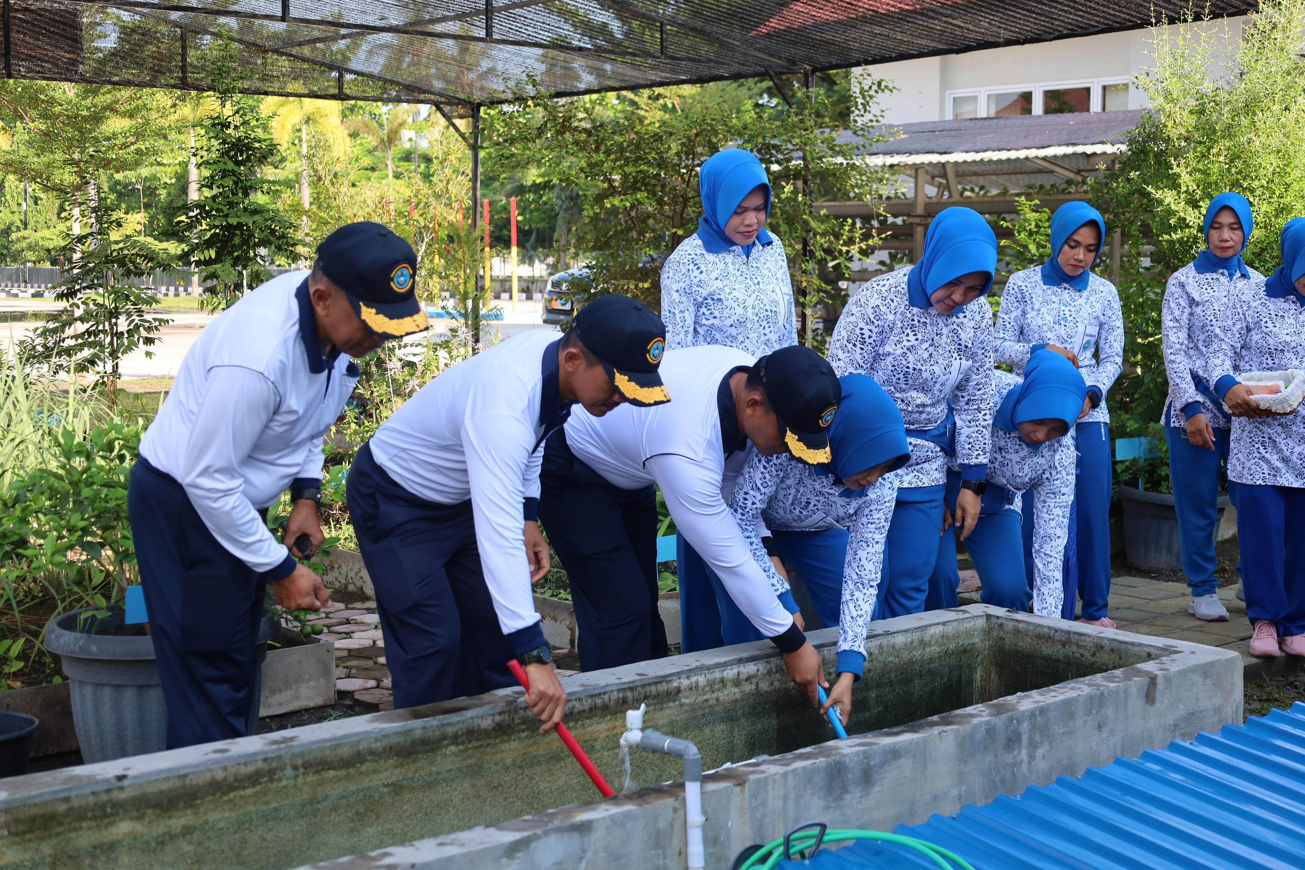 Dari Lahan Yang Terbatas, Pangkalan TNI Angkatan Laut Dumai Buktikan Komitmen Wujudkan Ketahanan Pangan Nasional