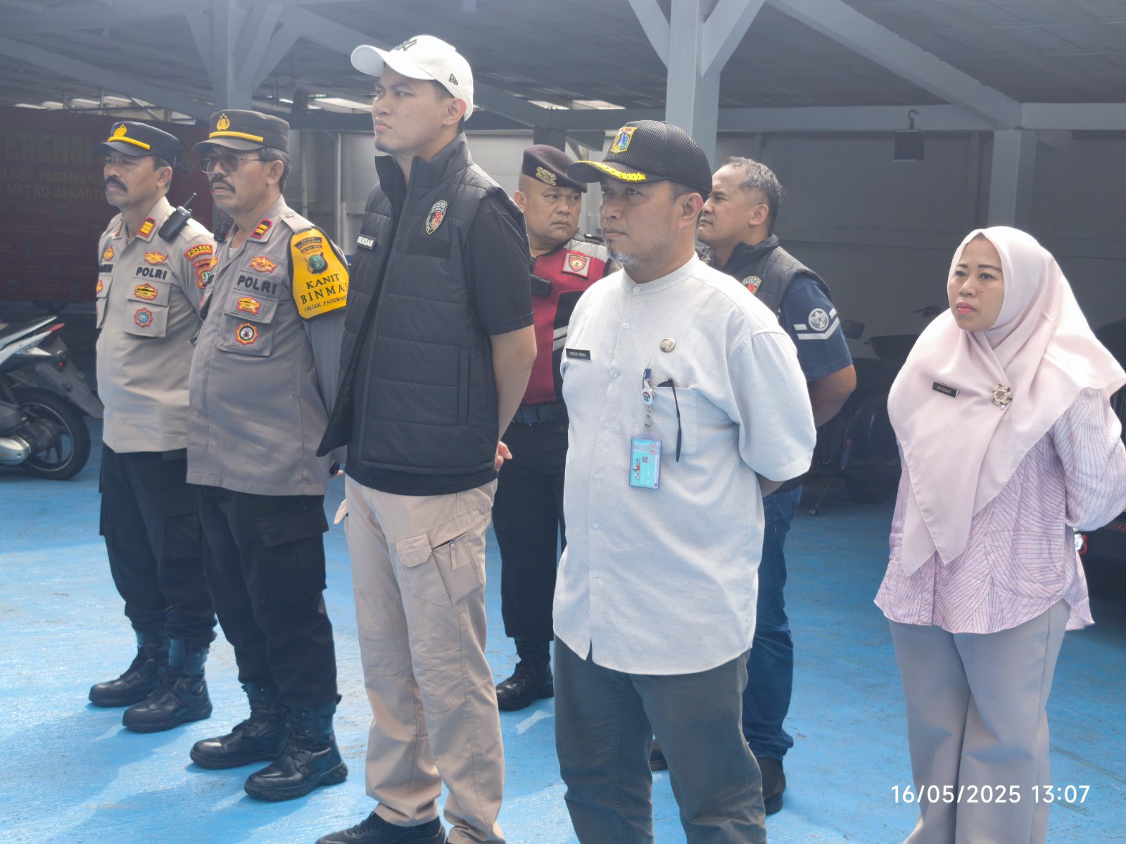 Polsek Pademangan Gelar Apel Jelang Pembongkaran Pos Ormas di Pademangan