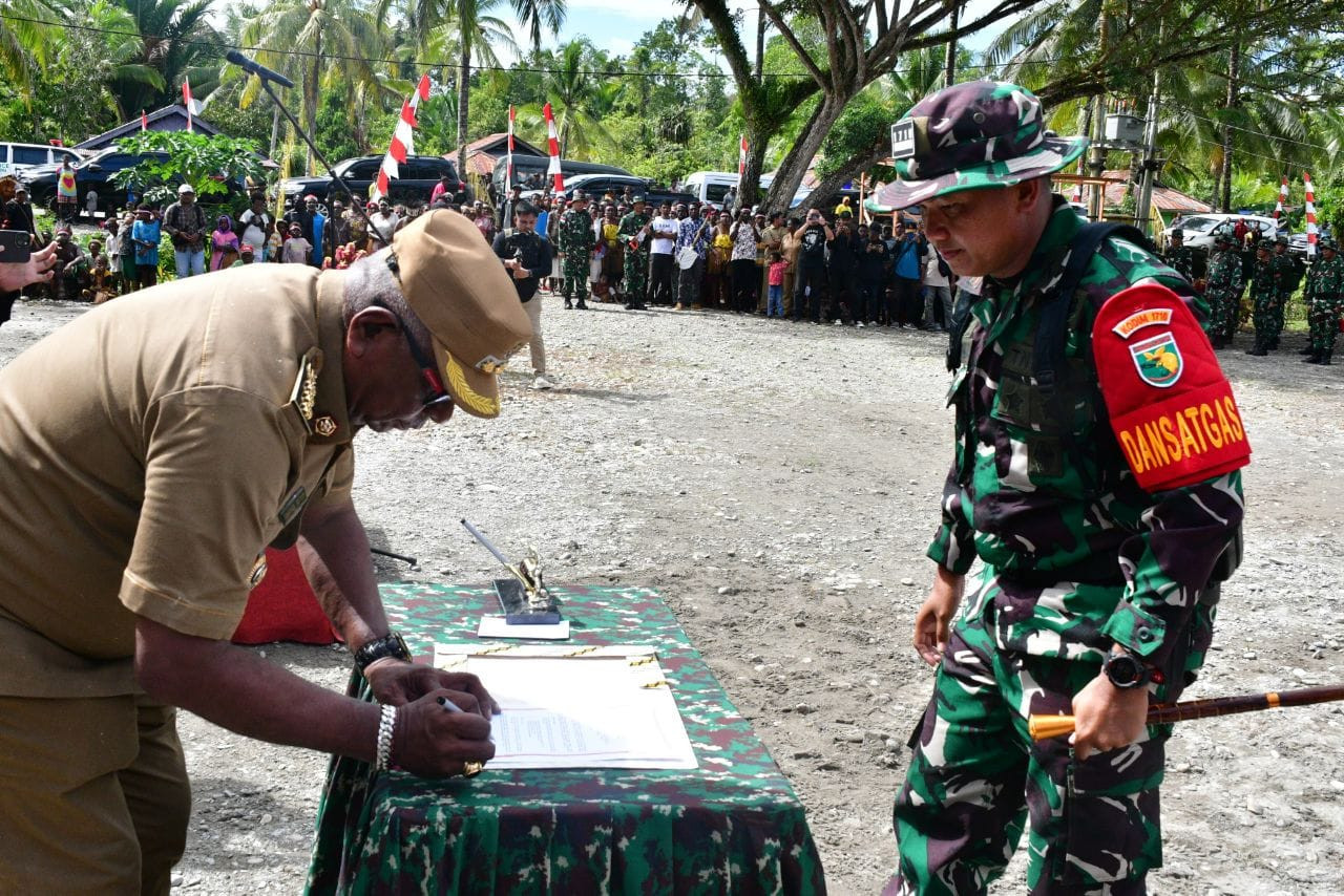 Kodim 1710/Mimika Gelar Upacara Pembukaan TMMD Reguler ke-124 di Kampung Pigapu