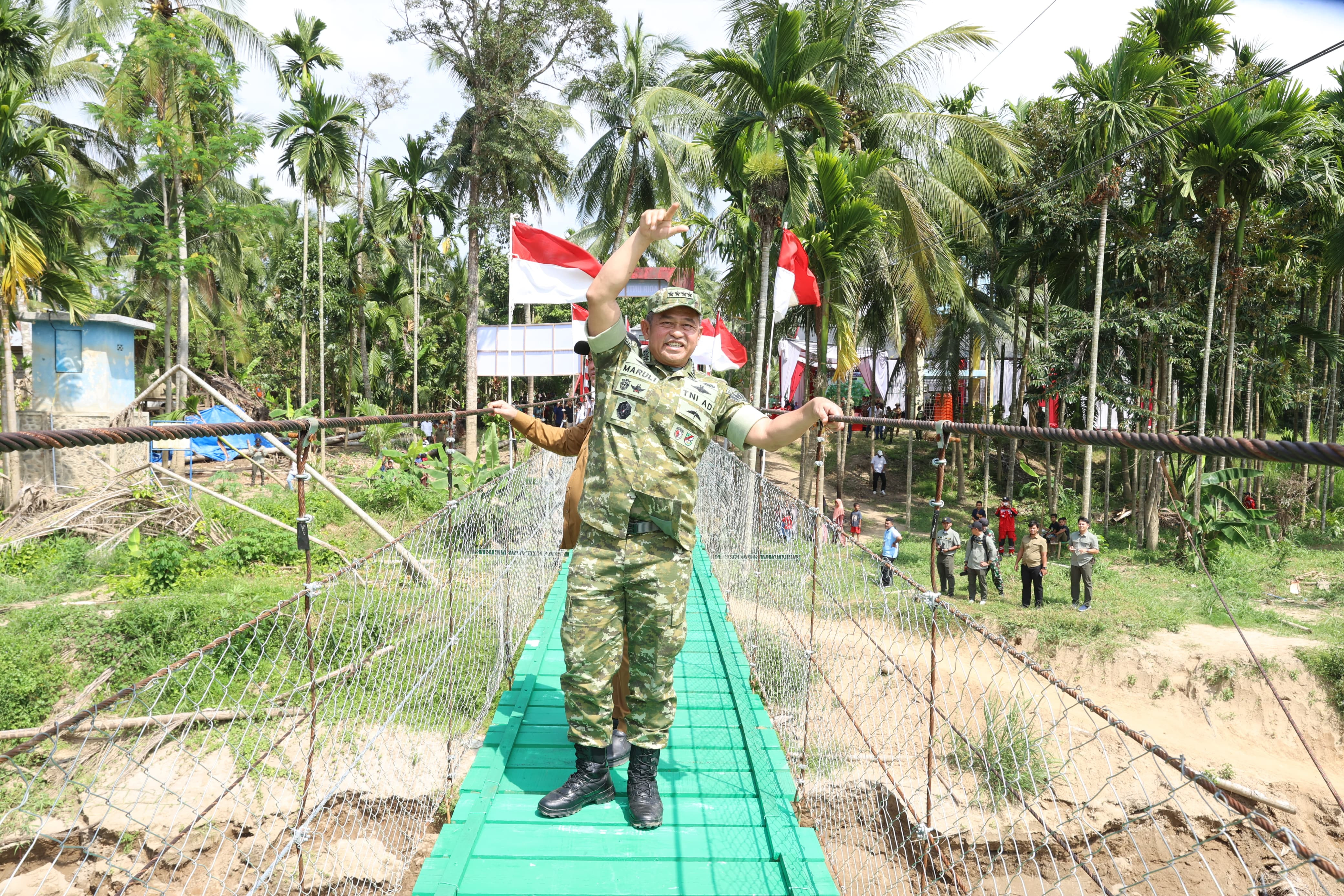 Kasad Launching 11 Jembatan Gantung di Aceh, Bagian dari 218 Jembatan yang Rampung Dibangun TNI