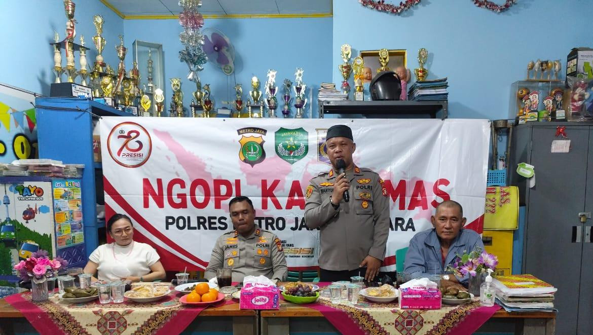 Ngopi Kamtibmas di Pademangan Barat, Polisi dan Warga Bersinergi Ciptakan Keamanan