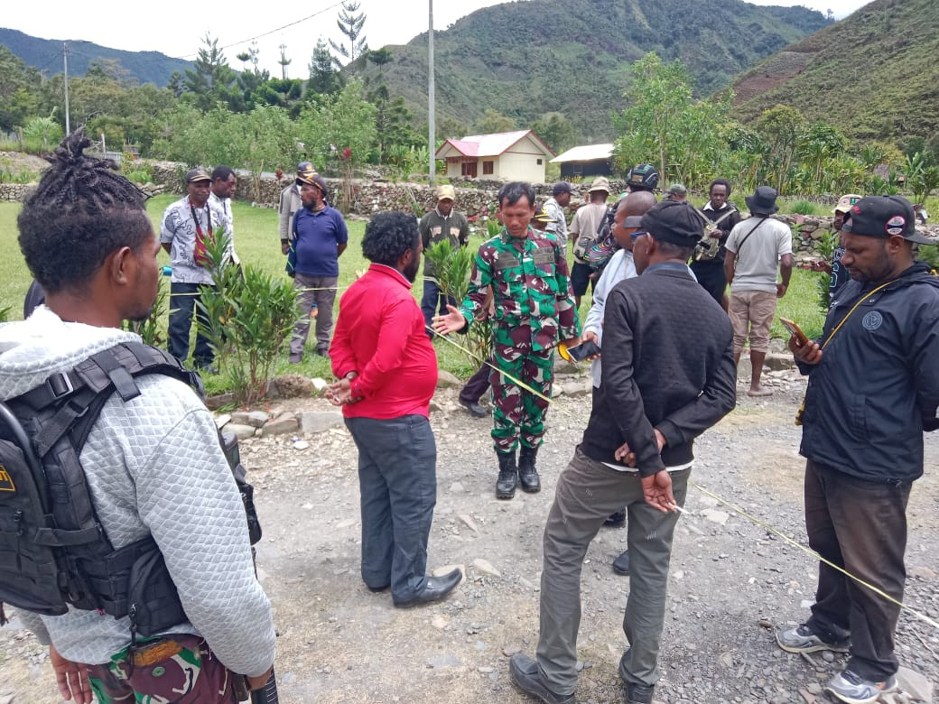 Babinsa Koramil 1714-01/Mulia Mendukung Program Nasional, Percepatan Pembangunan KDKMP