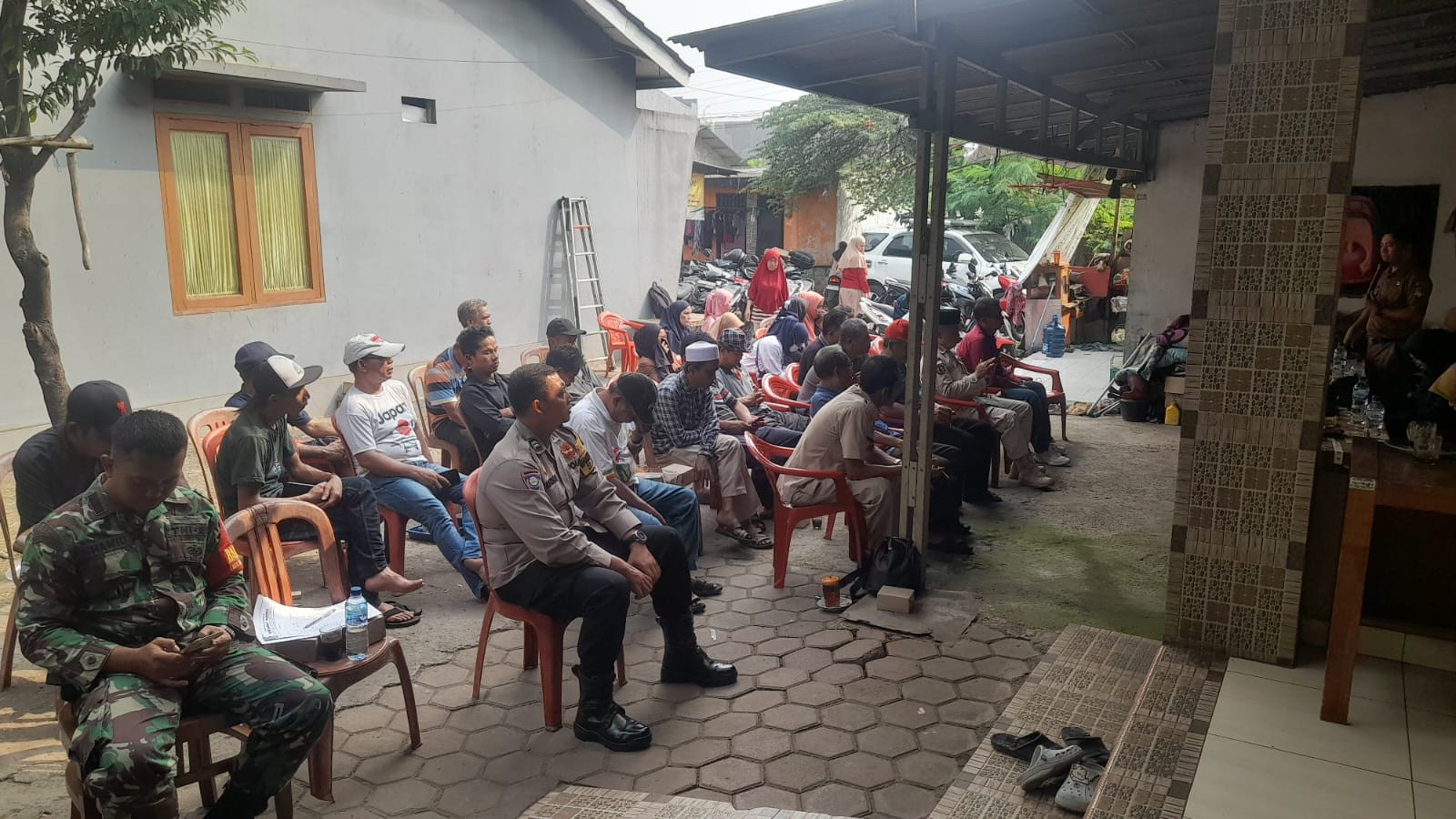 KEGIATAN NON FISIK TMMD REGULER KE-125 KODIM 0507 KOTA BEKASI TAHUN 2025 BERJALAN LANCAR DI KELURAHAN MUSTIKASARI