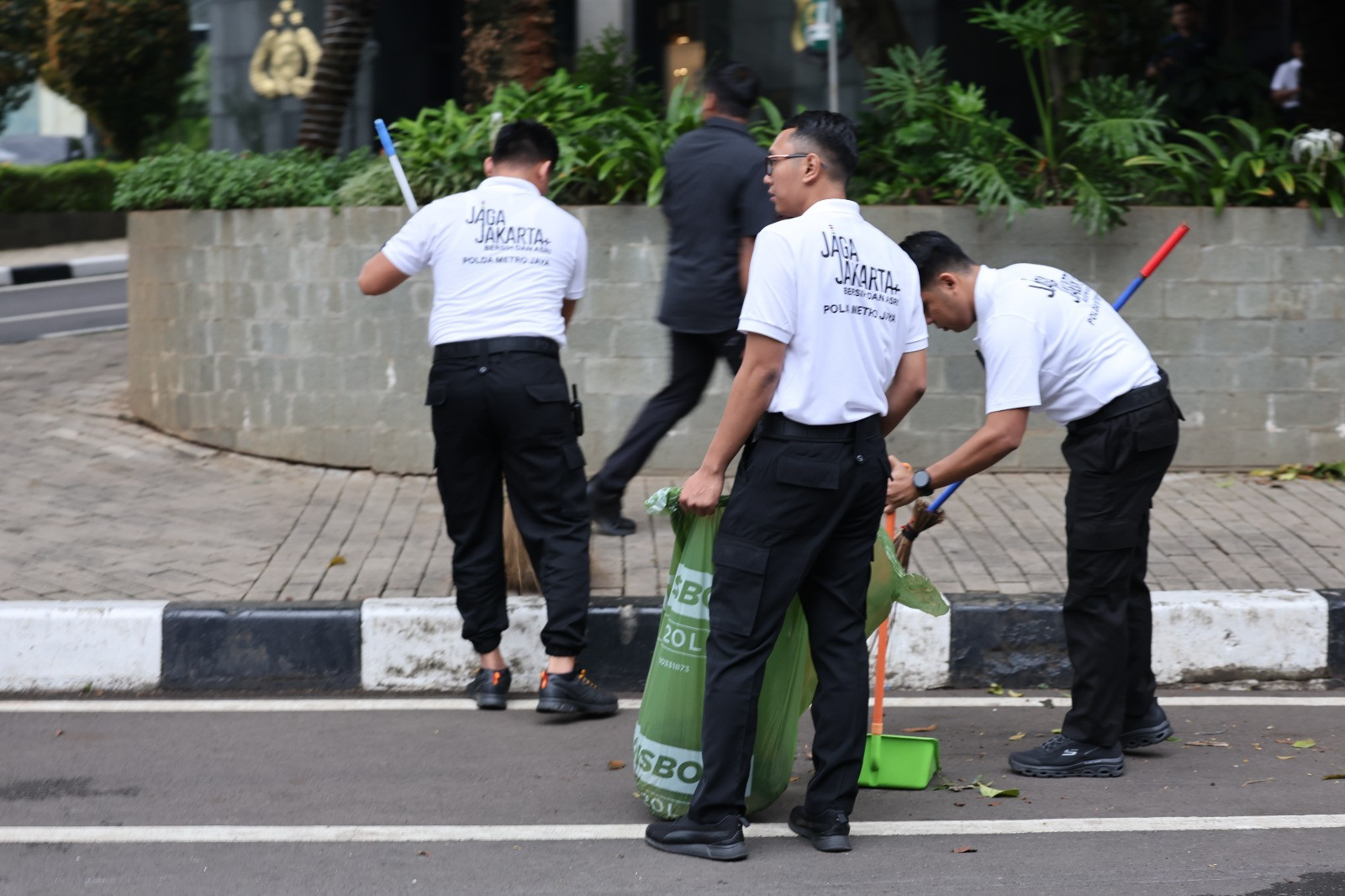 Dukung Perpres Energi Terbarukan, Polda Metro Jaya Luncurkan Gerakan Pemilahan Sampah Terpadu Melalui Program Jaga Jakarta Bersih dan Asri