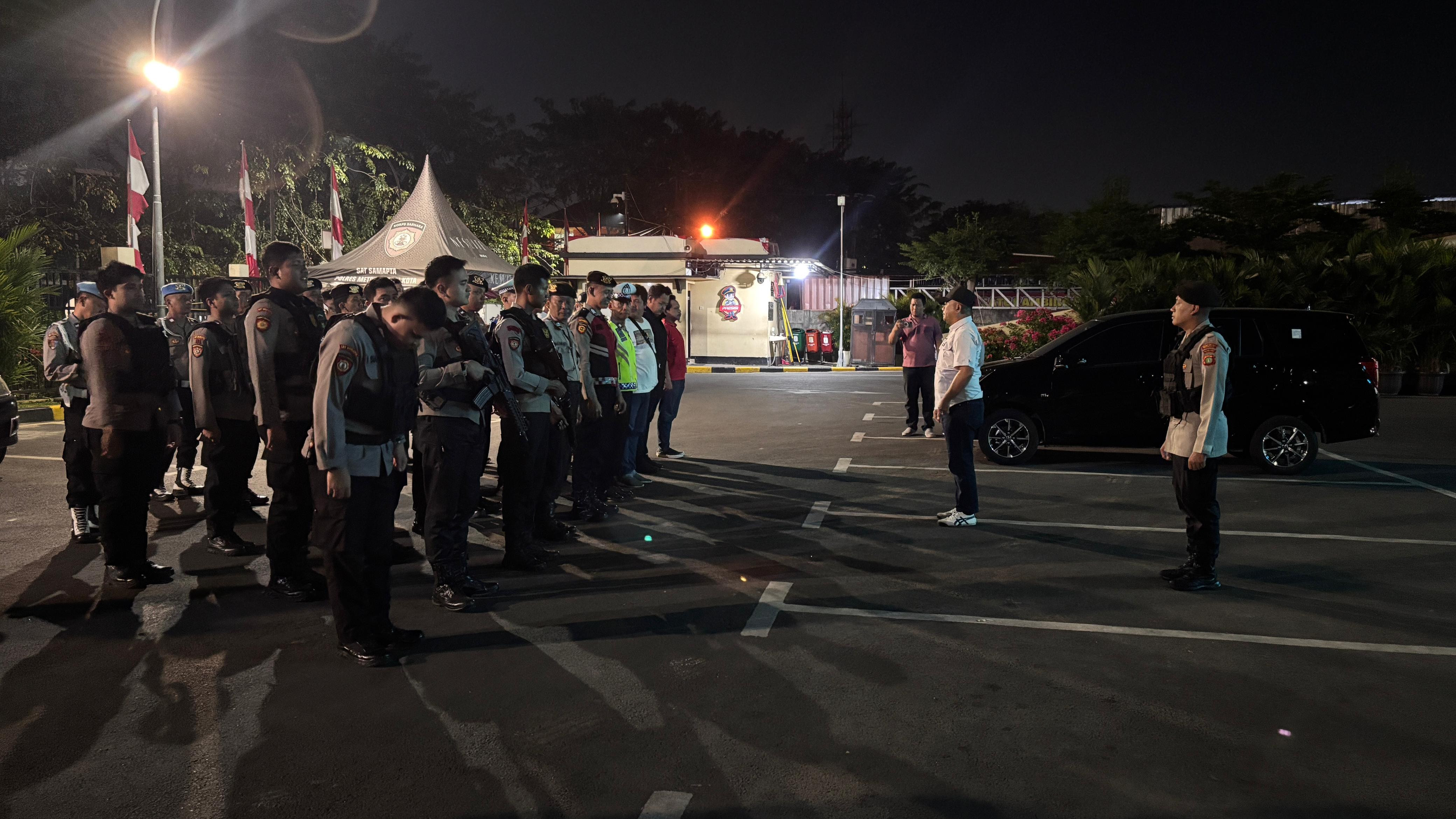 Patroli Skala Besar, Tim Perintis Presisi Polres Metro Bekasi Kota Sasar Kejahatan Jalanan di Malam Hari